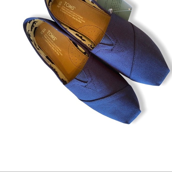 🆕TOMS Classic Loafers Sizes:  8- 8.5- 10 - Picture 2 of 12